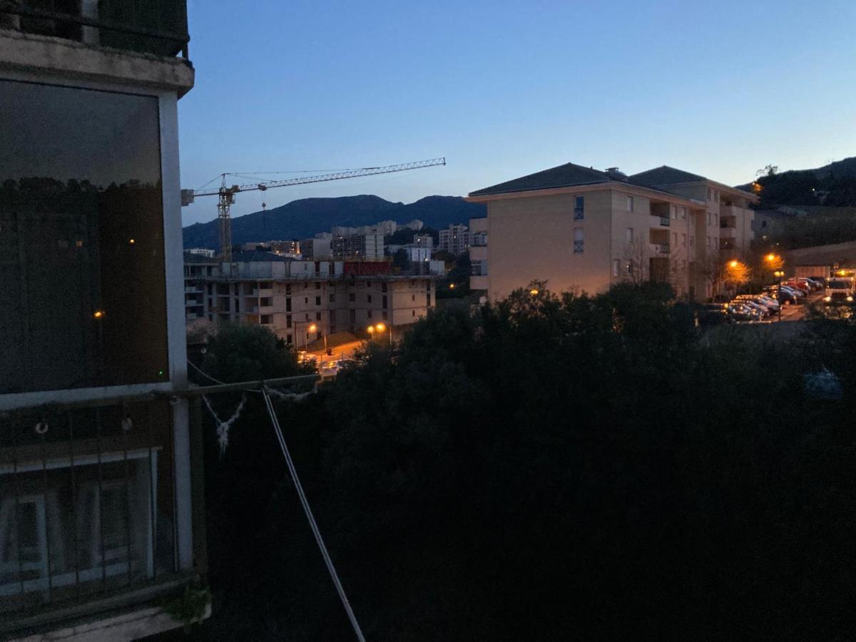 Mountain View & Sea View Location Chambre Individual 1 Sur 3 Chambres Dispo Avec Climes Mais Salle De Bain Et Salon En Commune Bastia  Luaran gambar